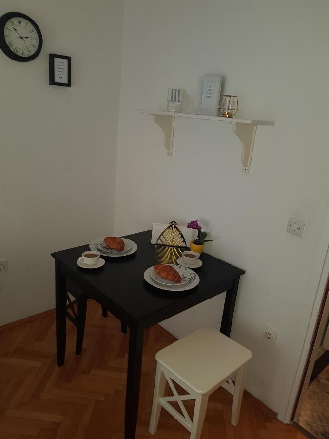 Studio Flat For 2 Apartman Makarska Kültér fotó