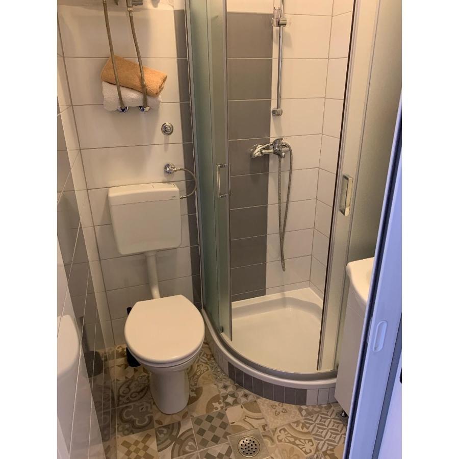 Studio Flat For 2 Apartman Makarska Kültér fotó
